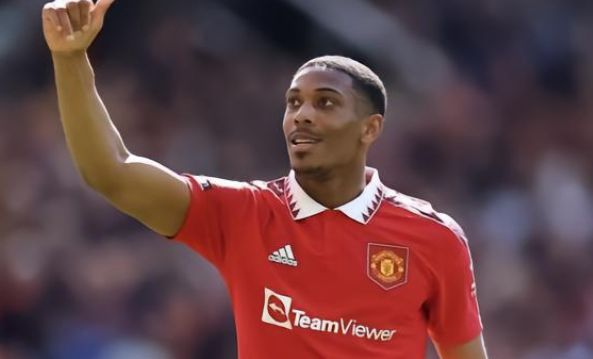 天空体育：奥纳纳对最初的治疗反应良好，仍计划一起前往美国.