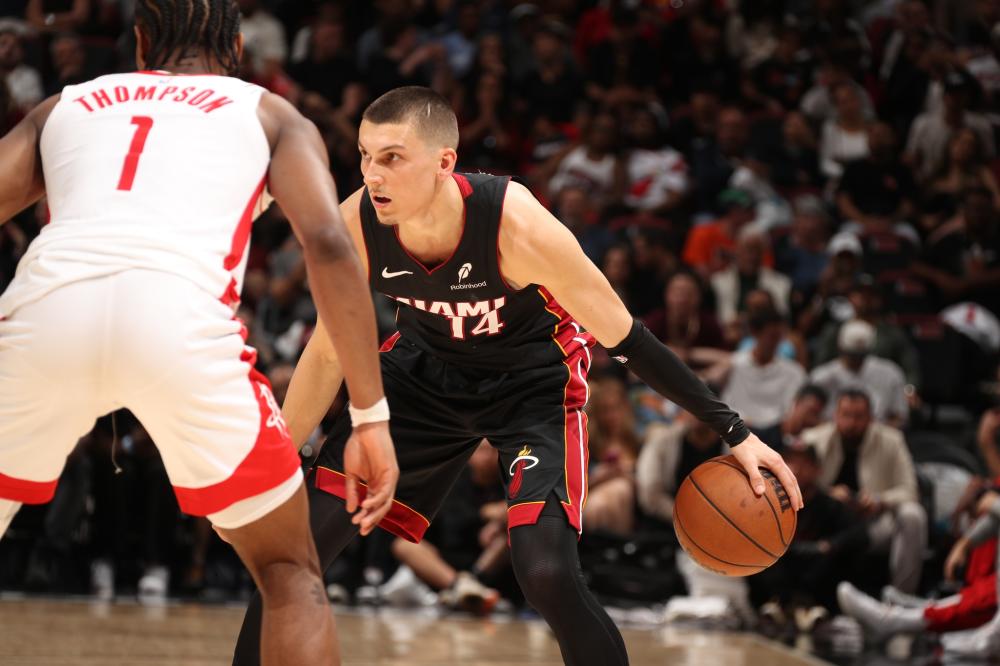 际赛场上走 际赛场上走